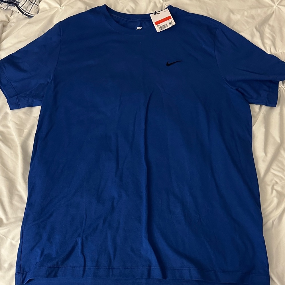 Nike Men's Royal Blue Short Sleeve Shirt